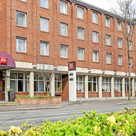 Ibis Paderborn City Екстериор снимка