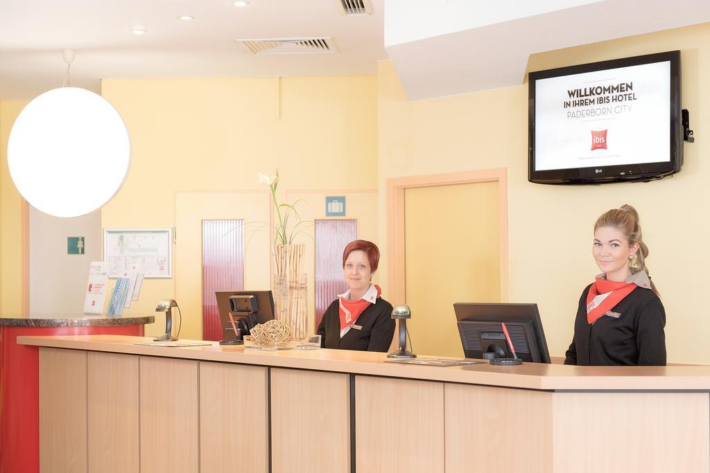 Ibis Paderborn City Екстериор снимка
