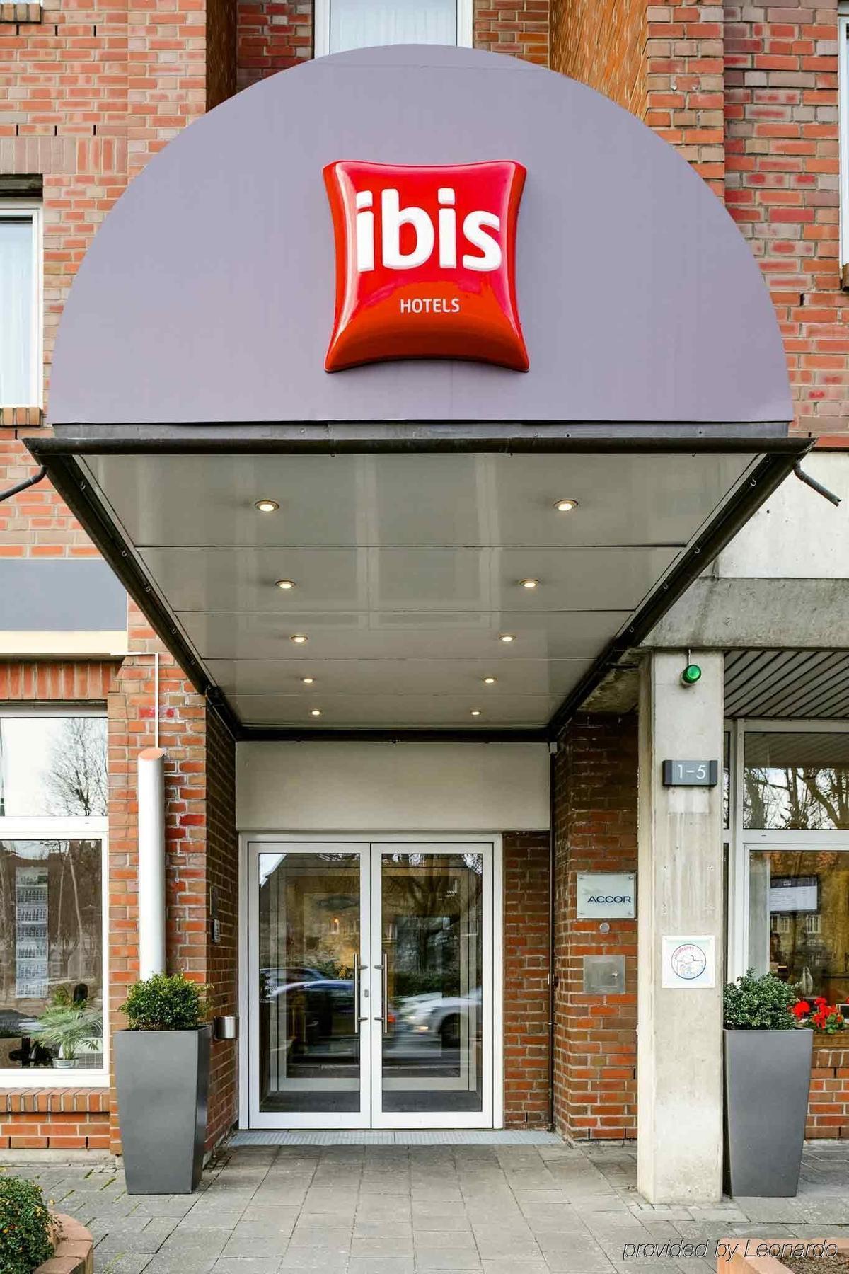 Ibis Paderborn City Екстериор снимка