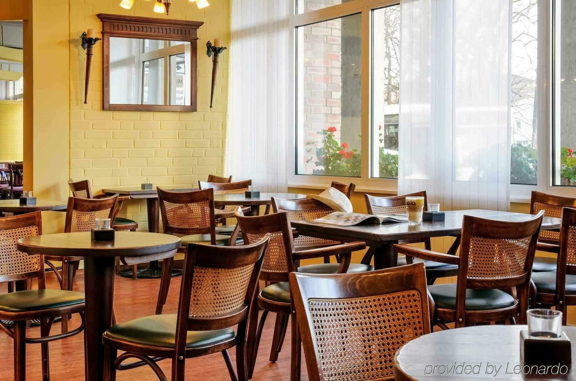 Ibis Paderborn City Екстериор снимка