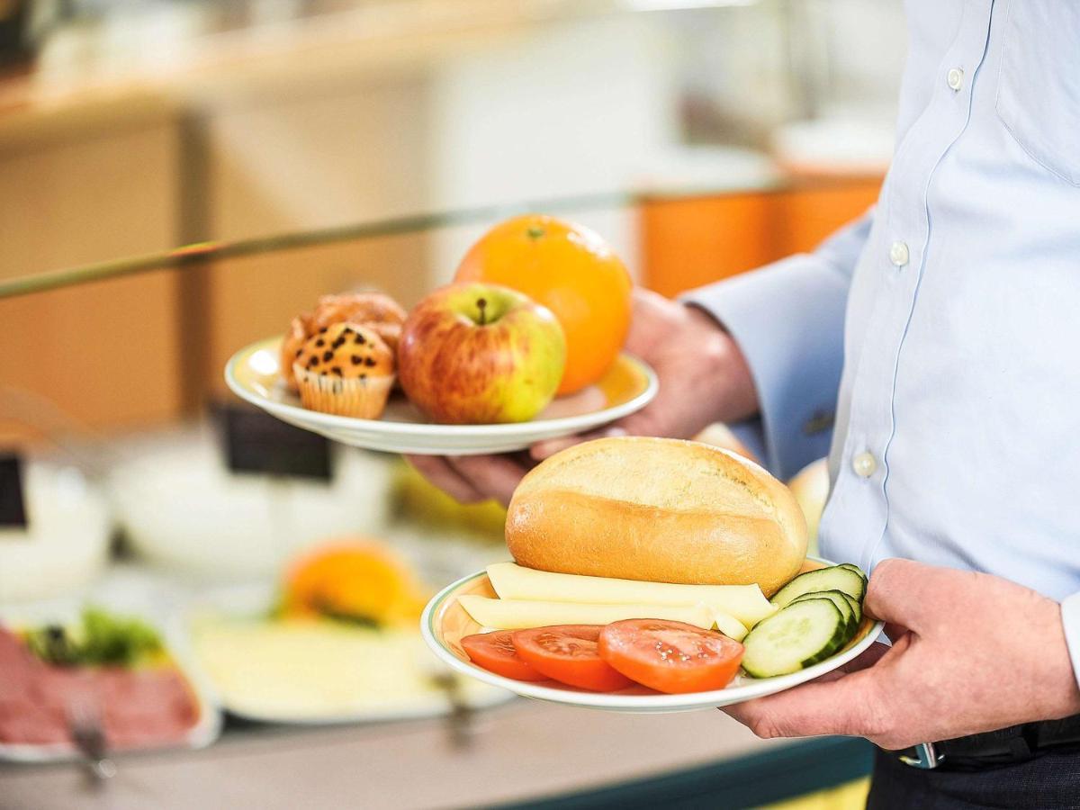Ibis Paderborn City Екстериор снимка